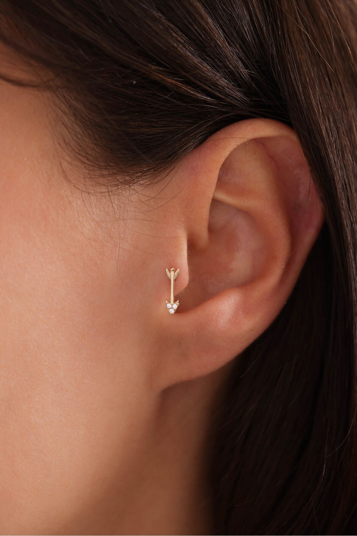 14 Ayar Altın Taşlı Ok Tragus Küpe