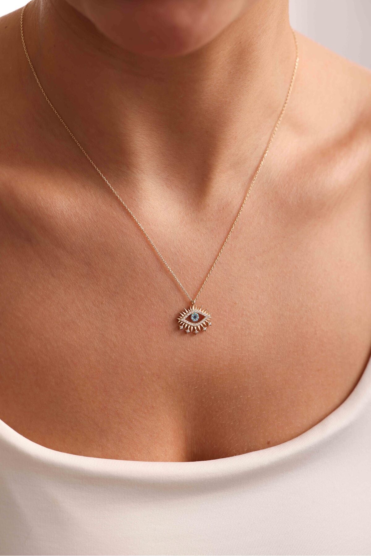 14 Ayar Altın Beyaz Taşlı Kirpikli Göz Kolye