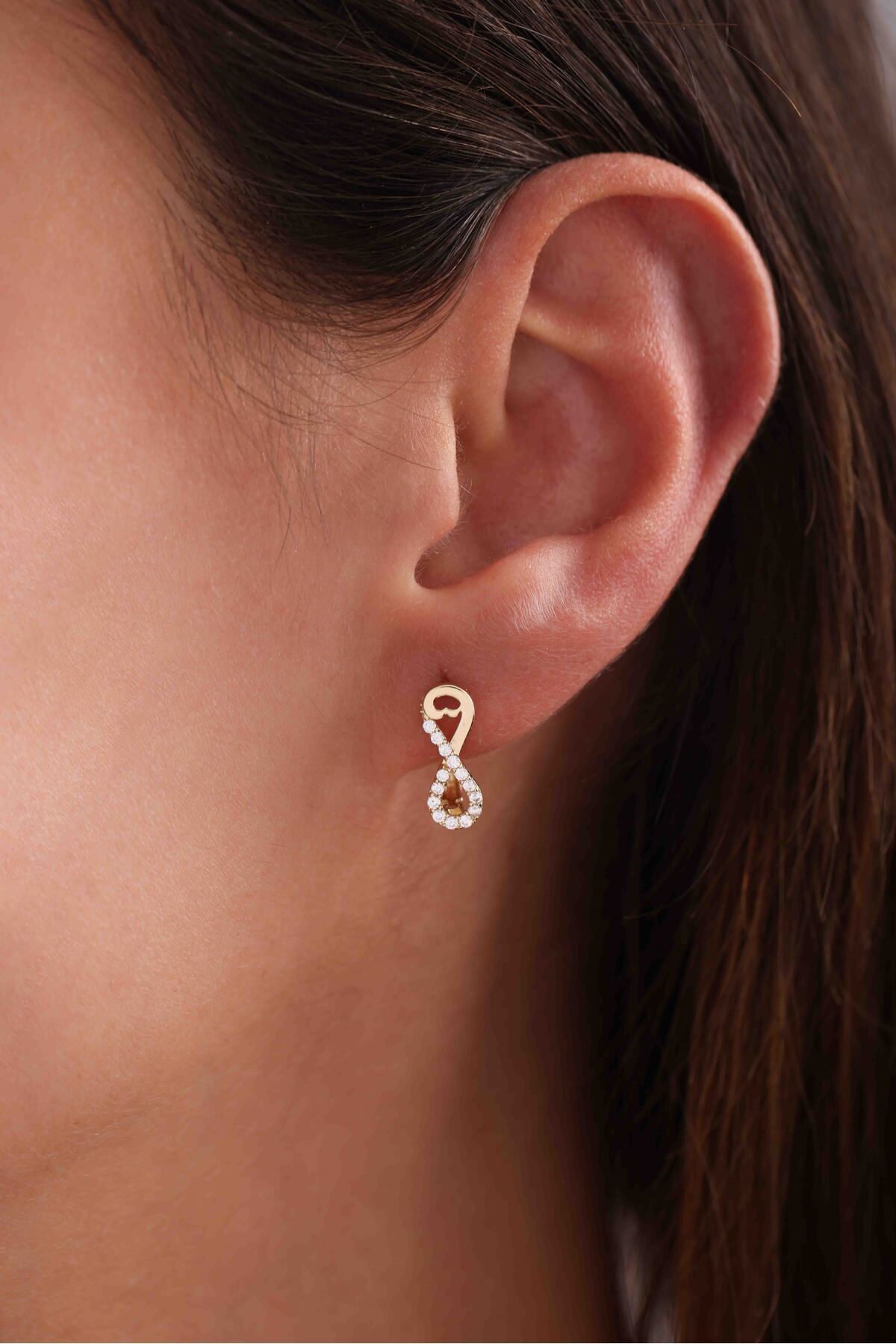 14 Ayar Altın Taşlı Sonsuzluk Kalp detaylı Küpe