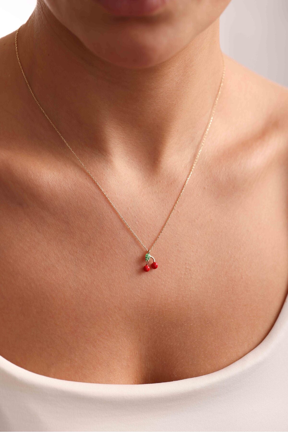 14 Ayar Altın Mineli Kiraz Kolye