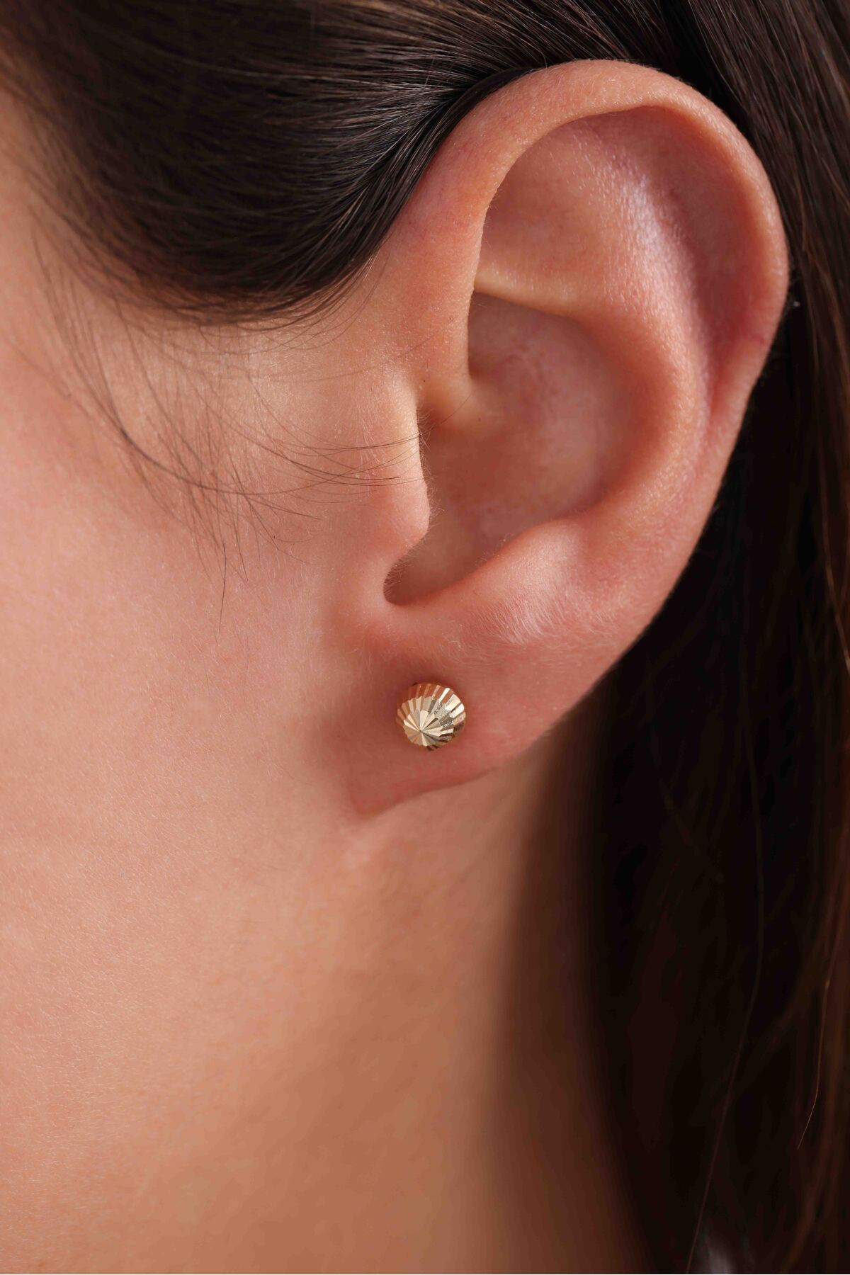 14 Ayar Altın Kristal Kalemli Çizgili Top Küpe