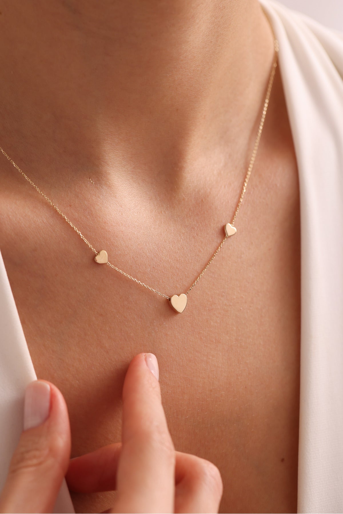 14 Ayar Altın 3 Kalp Cilalı Kolye