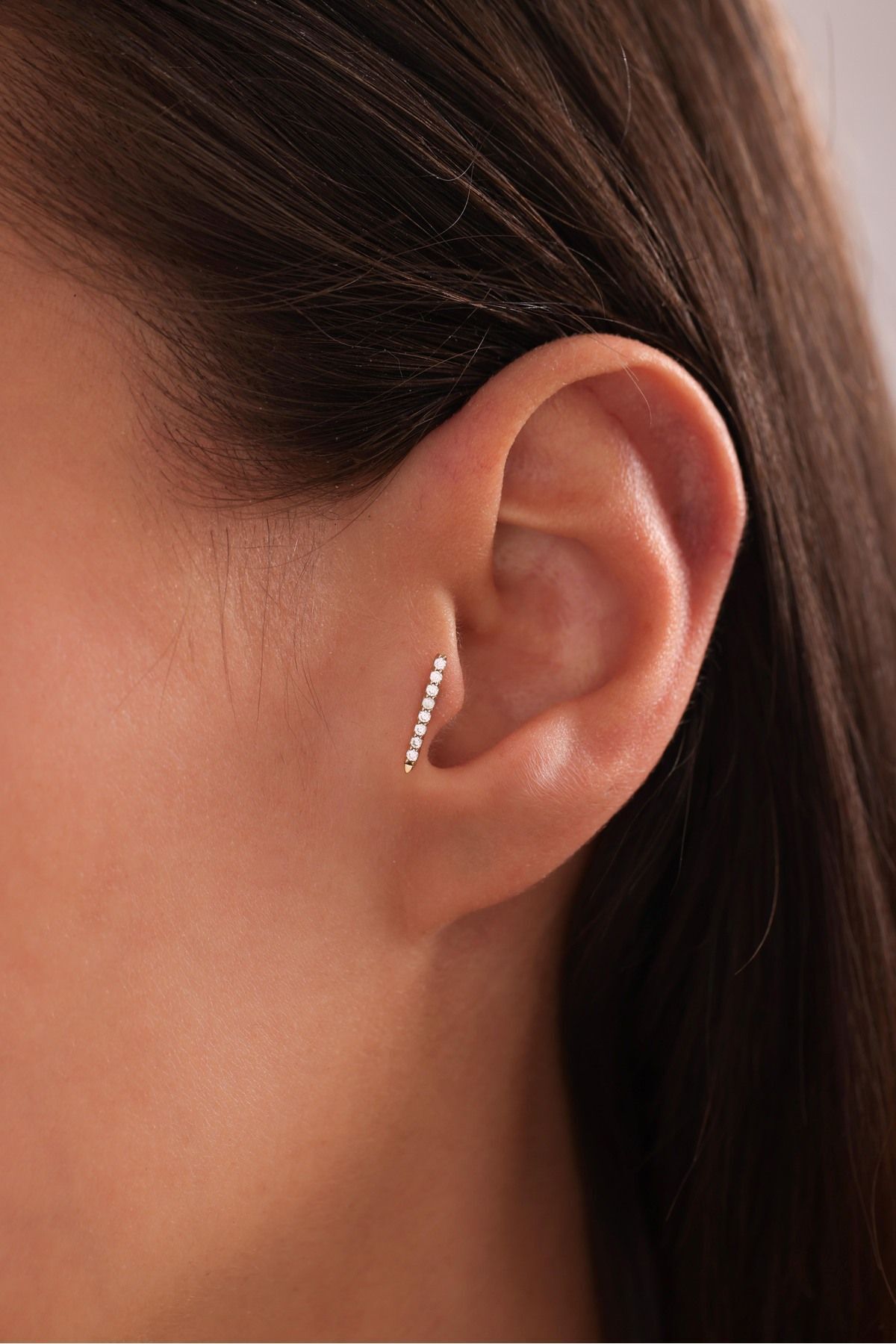 14 Ayar Altın Taşlı Line Tragus Küpe
