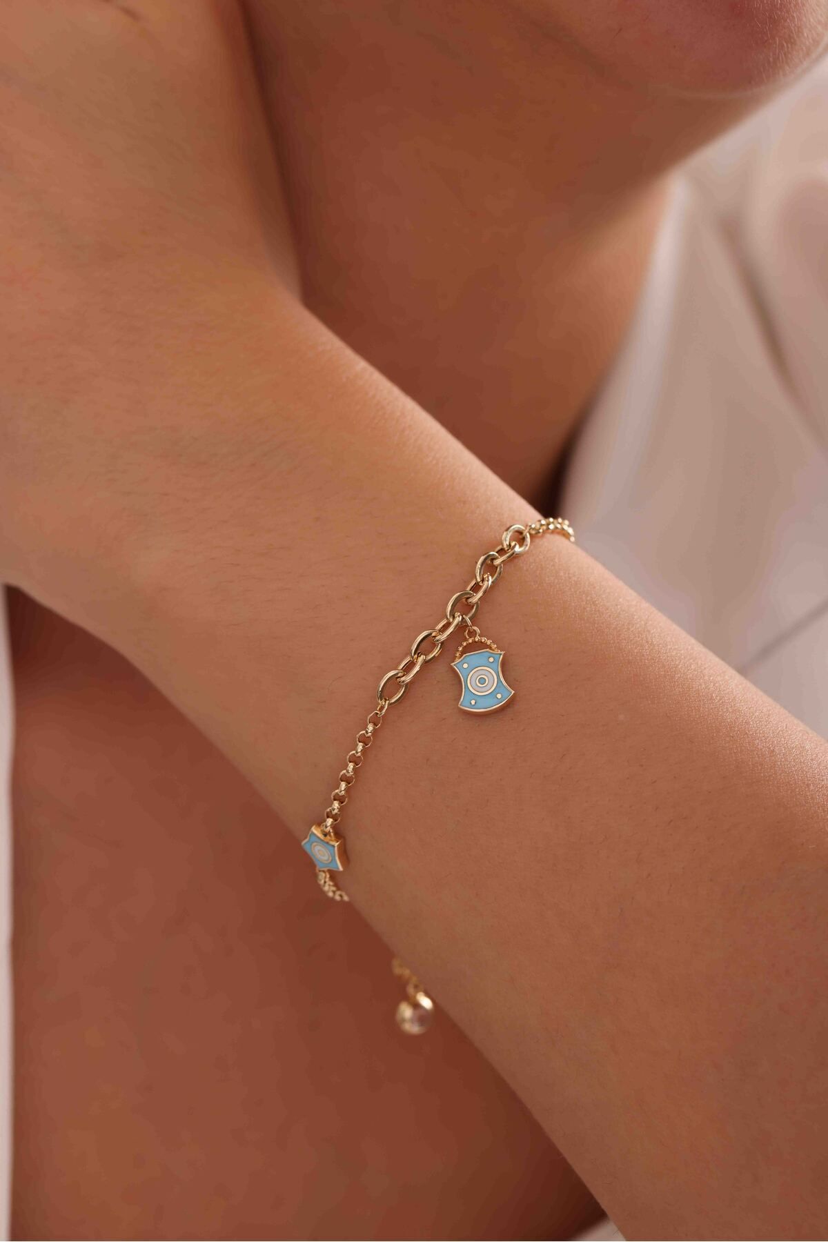 14 Ayar Altın Mavi Mineli Yıldız Çanta Sallantılı Bileklik