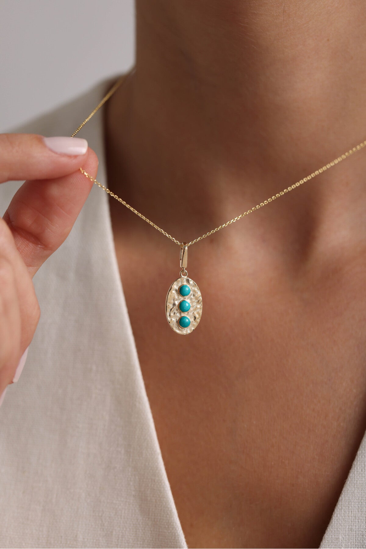 14 Ayar Altın Heritage Mavi Firuze Oval Kilitli Charm Kolye Ucu