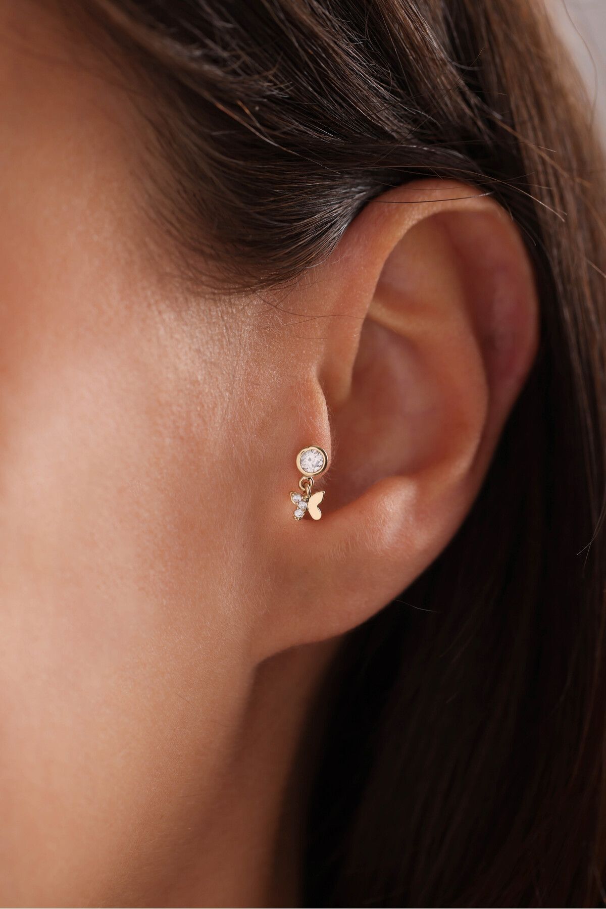 14 Ayar Altın Taşlı Sallantılı Kelebek Tragus Küpe