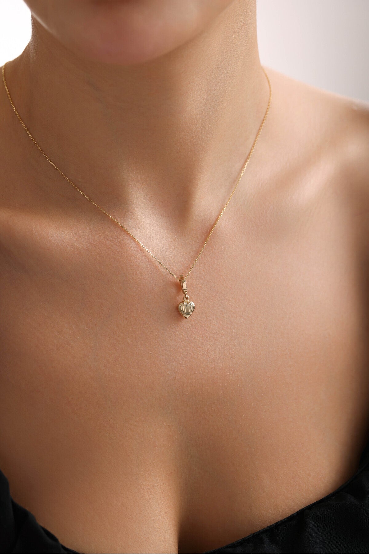 14 Ayar Altın Minio Kalp Oval Kilitli Charm Kolye Ucu