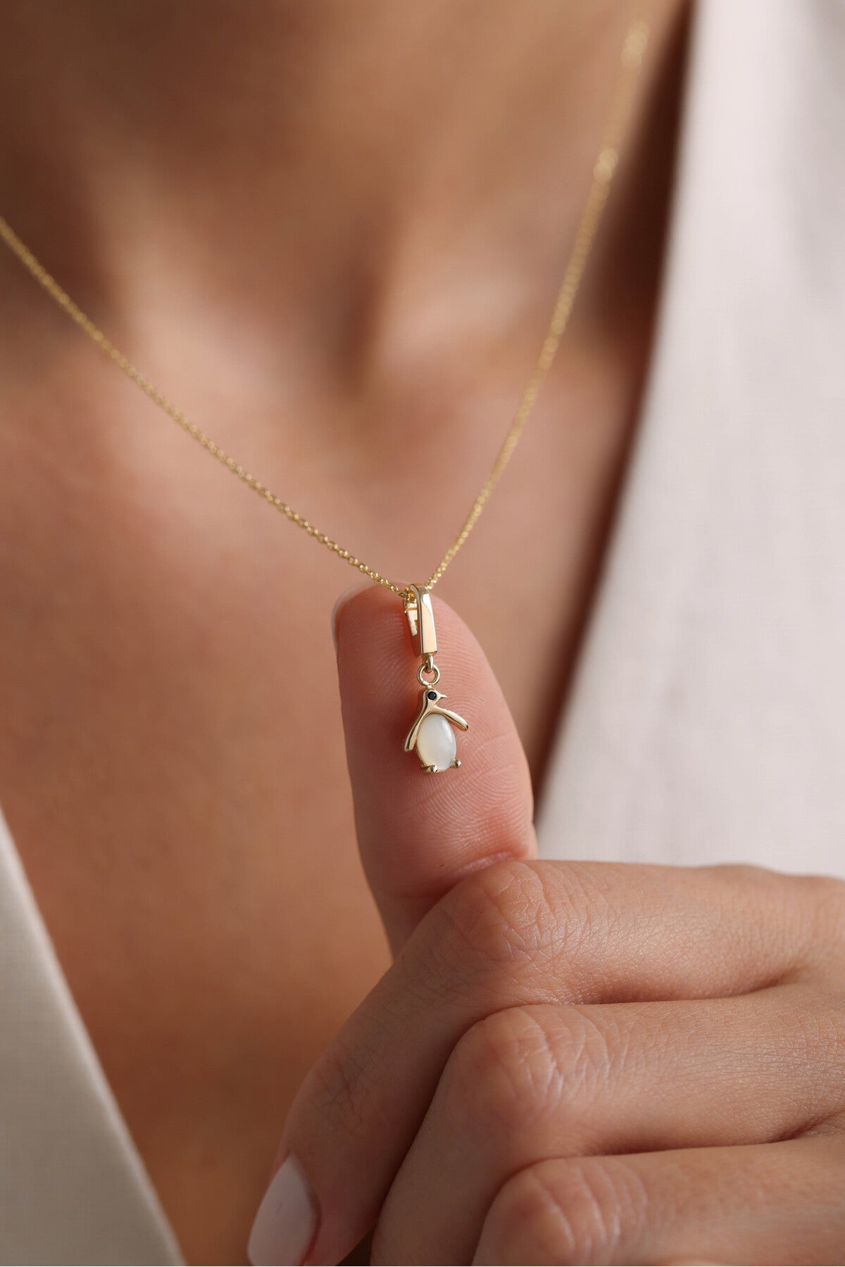 14 Ayar Altın Opal Taşlı Penguen Kilitli Charm Kolye