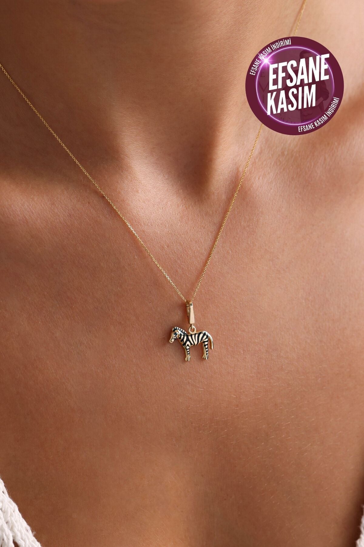 14 Ayar Altın Siyah Mineli Zebra Kilitli Charm Kolye Ucu