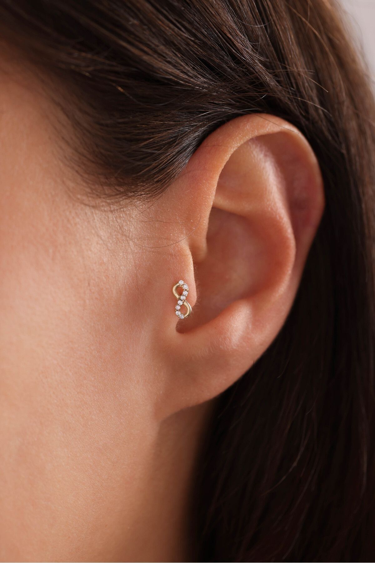 14 Ayar Altın Taşlı Sonsuzluk Tragus Küpe